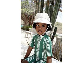 GORRA AMB COLL PROTEGIT UV