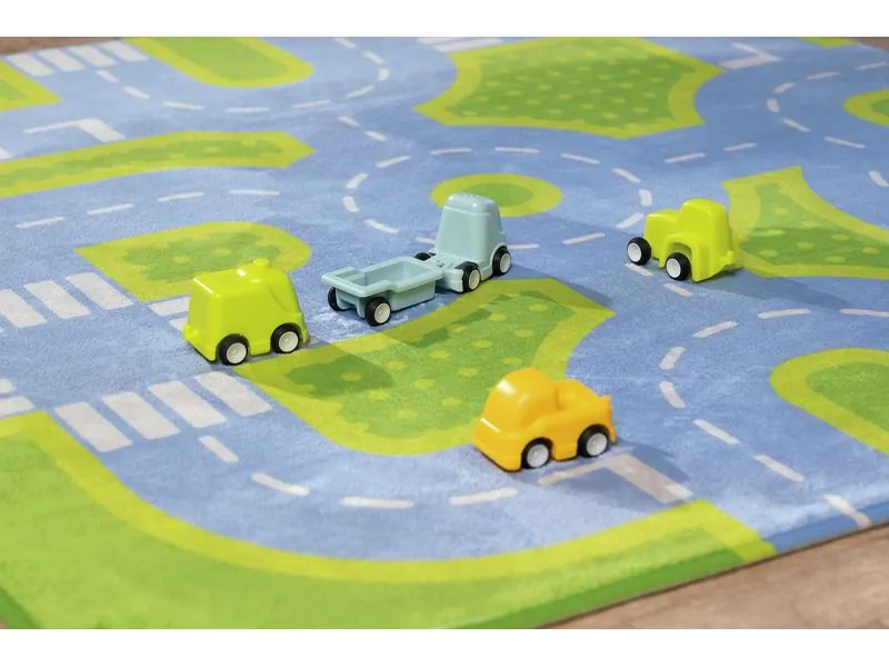 Pluma RUG Passeja amb 9 vehicles